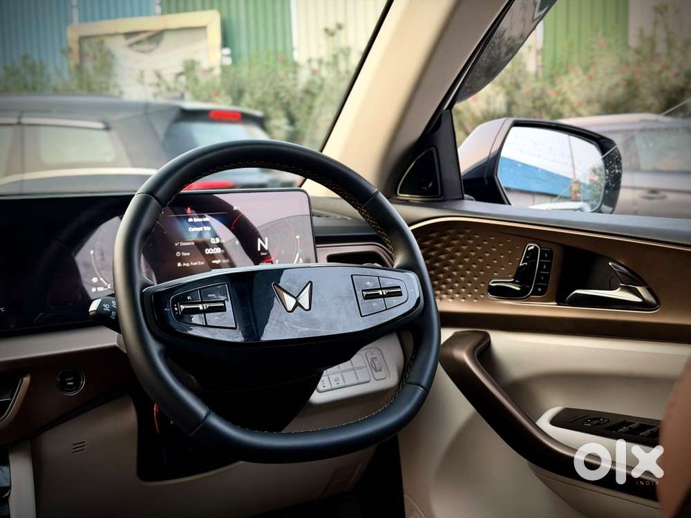 Mahindra Xuv 7xo Ax7, 2026, Petrol
