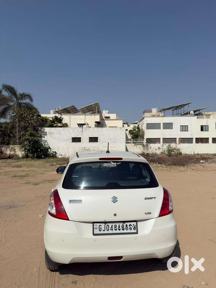 Maruti Suzuki Swift 2014 Diesel 135000 Km Driven