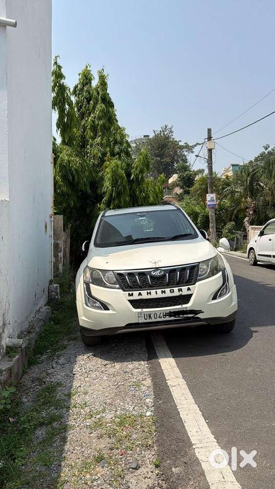 Mahindra Xuv W10 2015