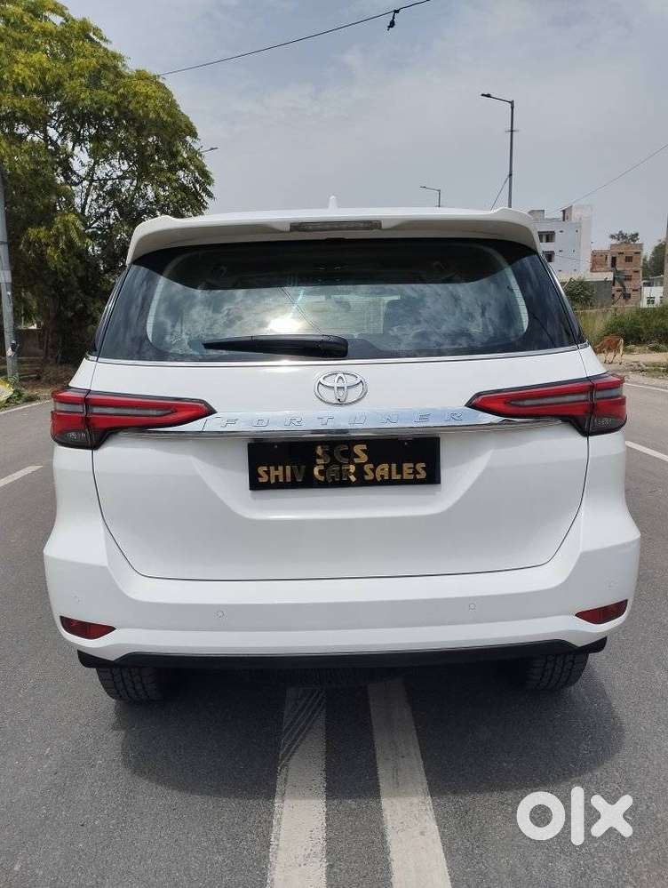 Toyota Fortuner 4x2 At 2.7 Petrol, 2026, Petrol