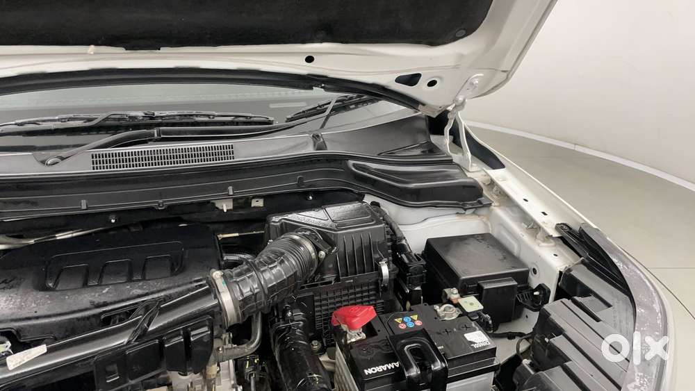 Mahindra Xuv300 W8 Option, 2023, Petrol