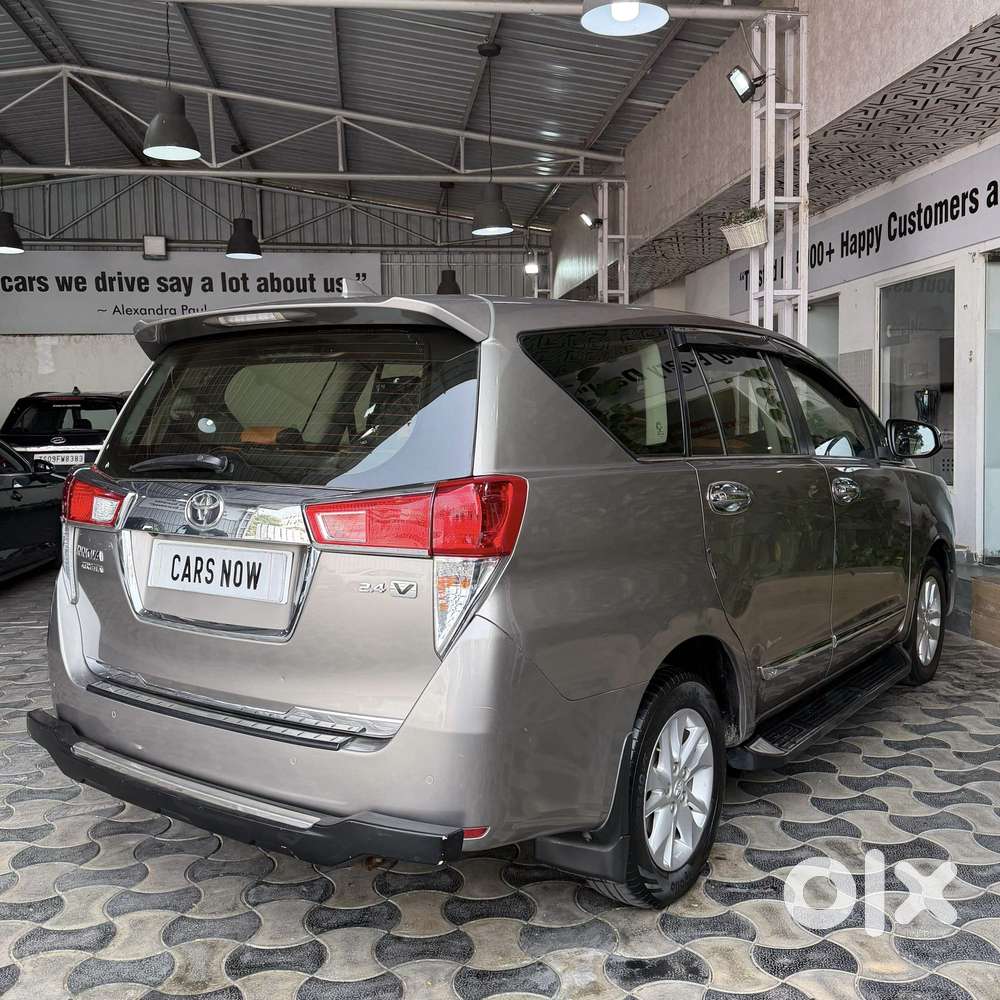 Toyota Innova Crysta [2020-ongoing] 2.4 Vx 8 Str, 2020, Diesel