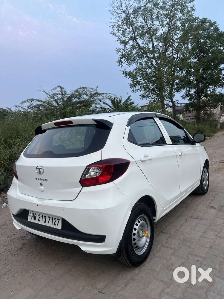 Tata Tiago 1.2 Revotron Xt (o), 2023, Petrol
