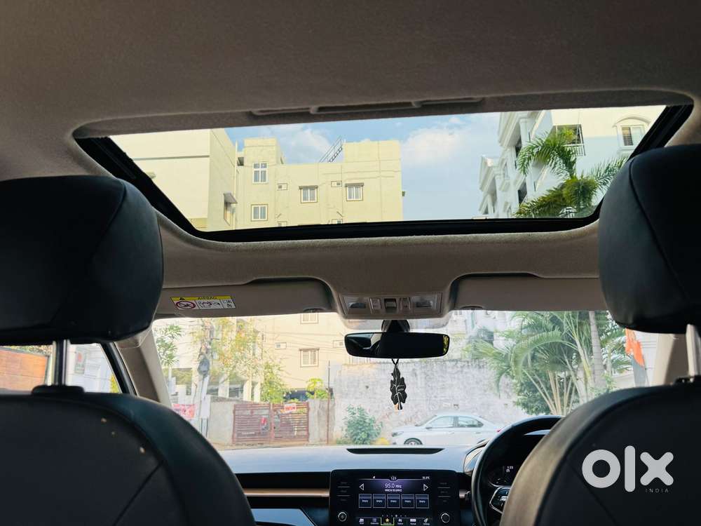 Skoda Slavia 1.0 Tsi Style, 2023, Petrol