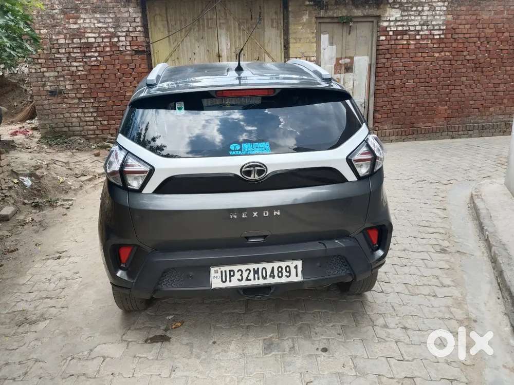 Tata Nexon 1.2 Revotron 2022 Manual Petrol