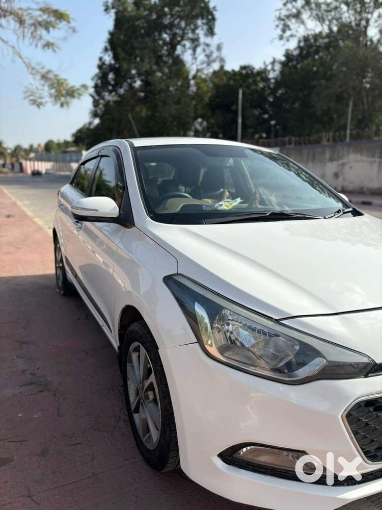 Hyundai I20 Petrol Asta, 2015, Petrol