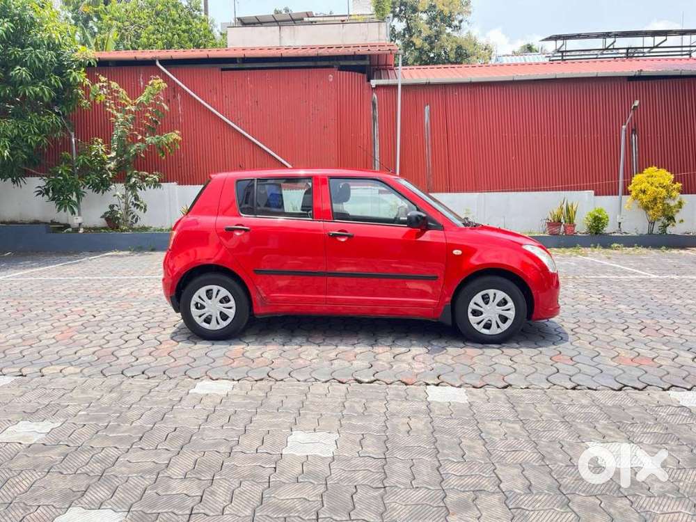 Maruti Suzuki Swift, 2009, Petrol