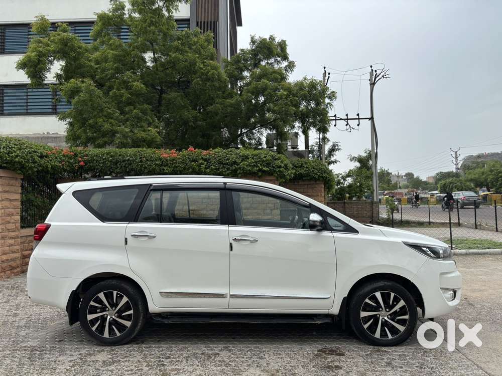 Toyota Innova Crysta Zx 2.4 Diesel 7 Seater, 2024, Diesel
