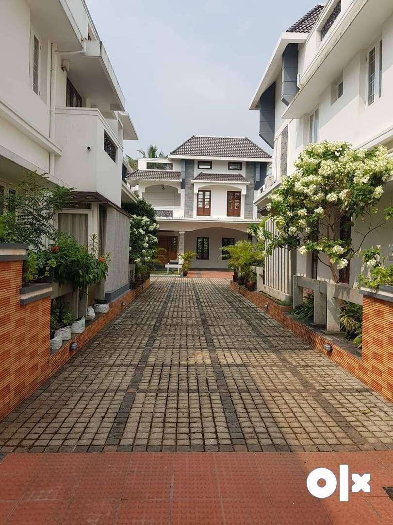 5 BHK Gated Villa For Sale At Vyttila, Chalikkavattom, Kochi. - For ...