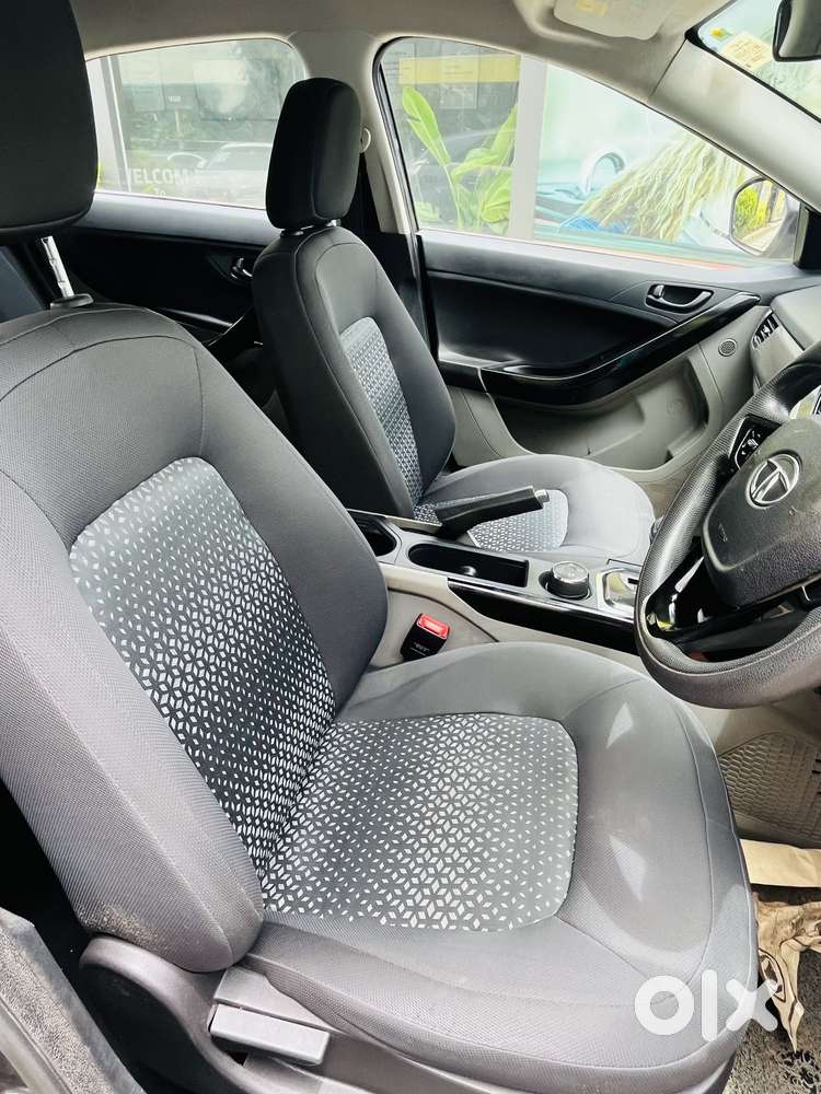 Tata Nexon 1.5 Revotorq Xma Amt (s), 2019, Diesel