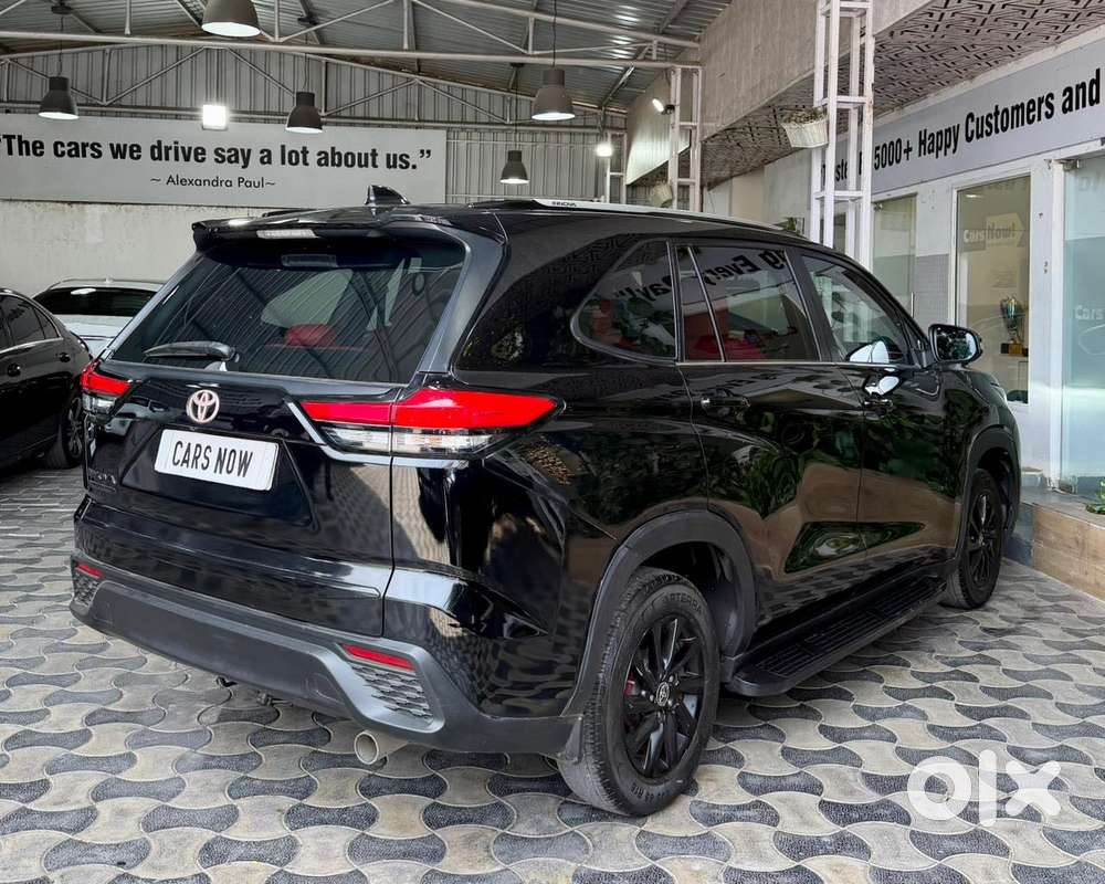 Toyota Innova Hycross 2.0 G-slf 7 Str, 2023, Petrol