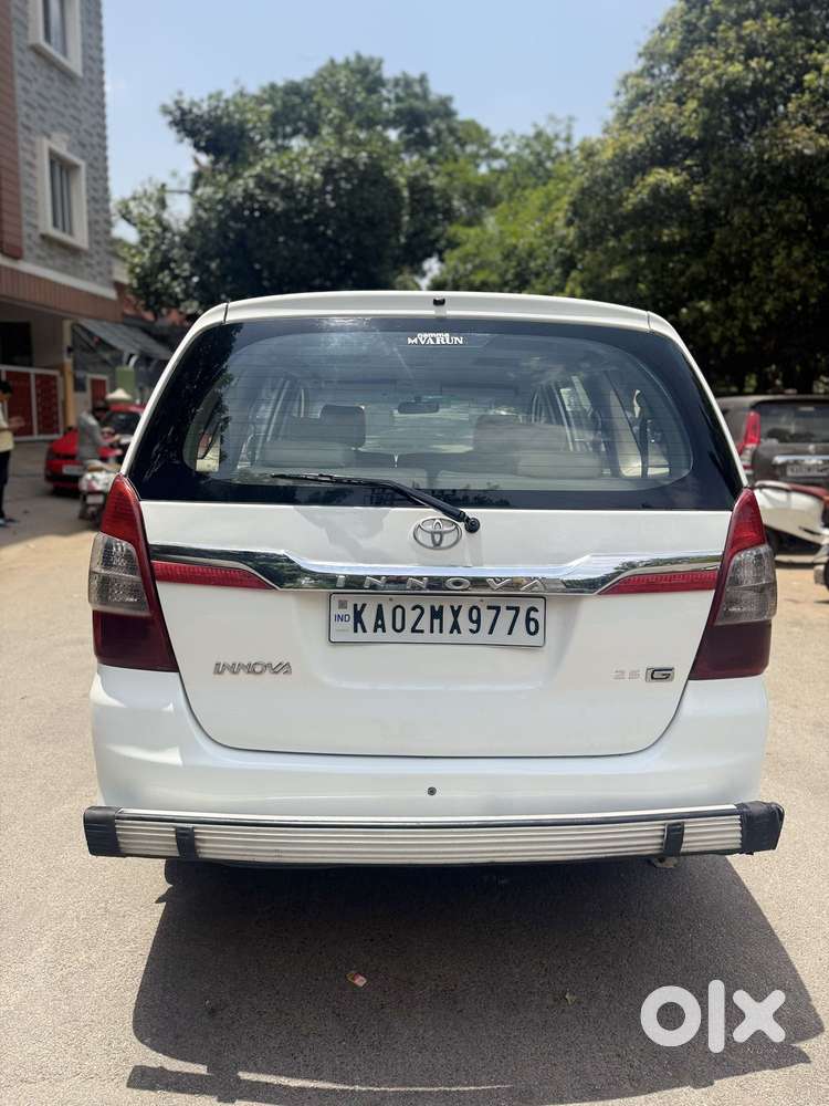 Toyota Innova 2.5 G (diesel) 8 Seater, 2013, Diesel