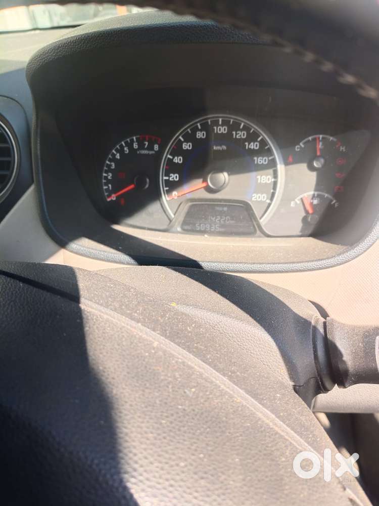 Hyundai Grand I10 Asta Option, 2017