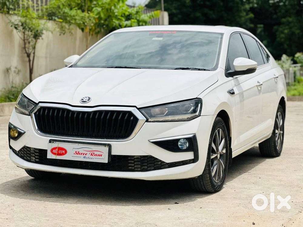 Skoda Slavia 1.5 Tsi Style At, 2023, Petrol