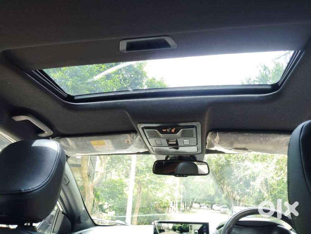 Tata Nexon Fearless Plus S Purple 1.5 Revotorq Diesel 6amt Dual Tone..