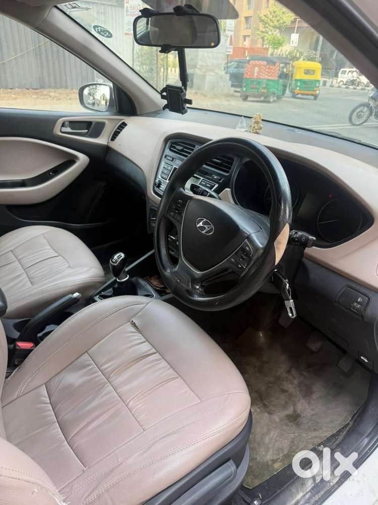 Hyundai New I20 2018 Diesel Well Maintained