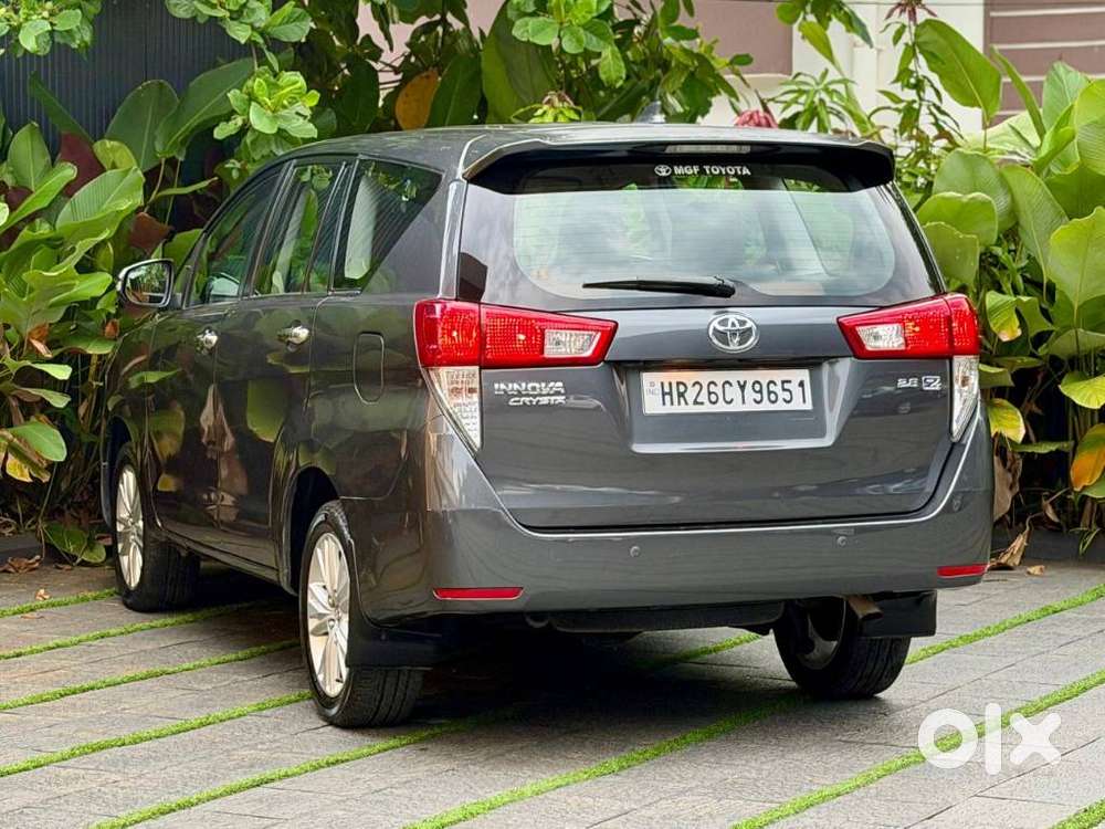 Toyota Innova Crysta 2.8 Z, 2016, Diesel
