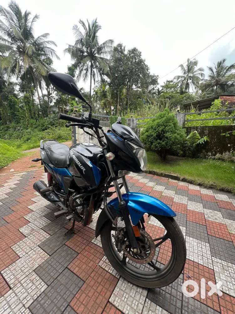 On Road Glamour Blue Colour Price 125cc Glamour Blue Colour Bike