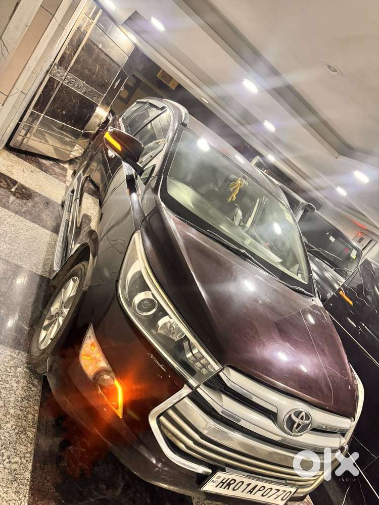 Toyota Innova Crysta 2.4 V 7 Str, 2016, Diesel