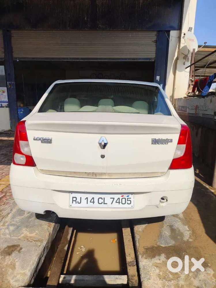 Mahindra  Logan Rc Renewal Up To March 2026 Genuine Car For Sale