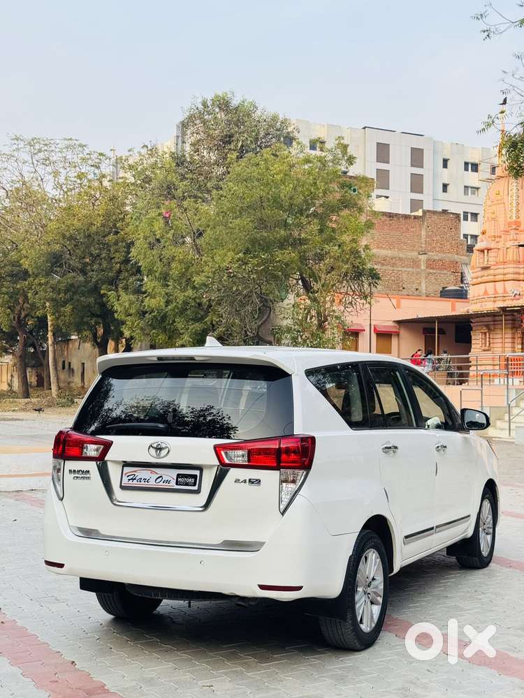 Toyota Innova Crysta 2.4 Z 7 Str, 2016, Diesel