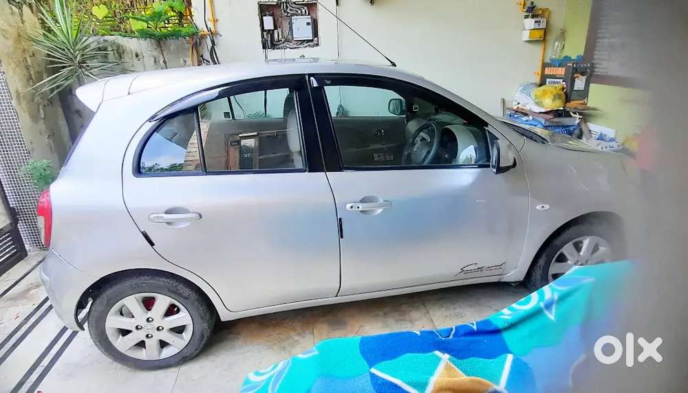 Nissan Micra 2013 Model Top Model.