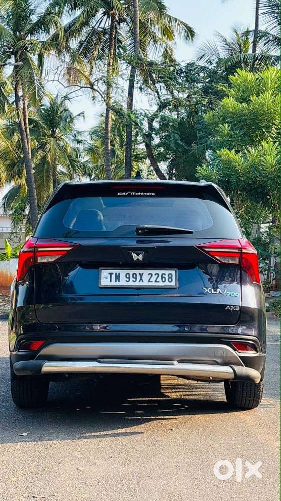 Mahindra Xuv700 2.0 Ax 5 Petrol Mt 7 Str, 2022, Petrol