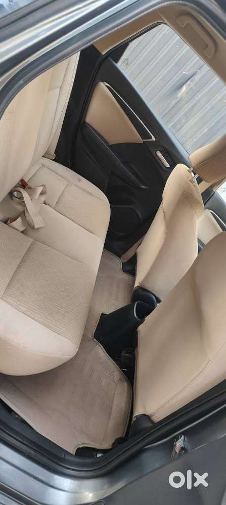 Honda Jazz 1.2 Vx  I-vtec At, 2015, Petrol