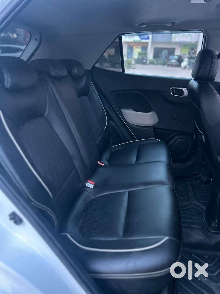 Hyundai Venue E 1.2 Petrol, 2024, Cng & Hybrids