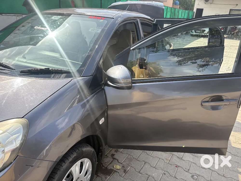 2018 Honda Amaze S ( Pride Edition)petrol Manual
