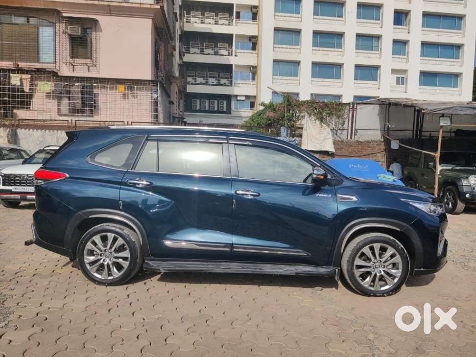 Toyota Innova Hycross 2.0 Zx (o) Hybrid 7 Str, 2024, Petrol