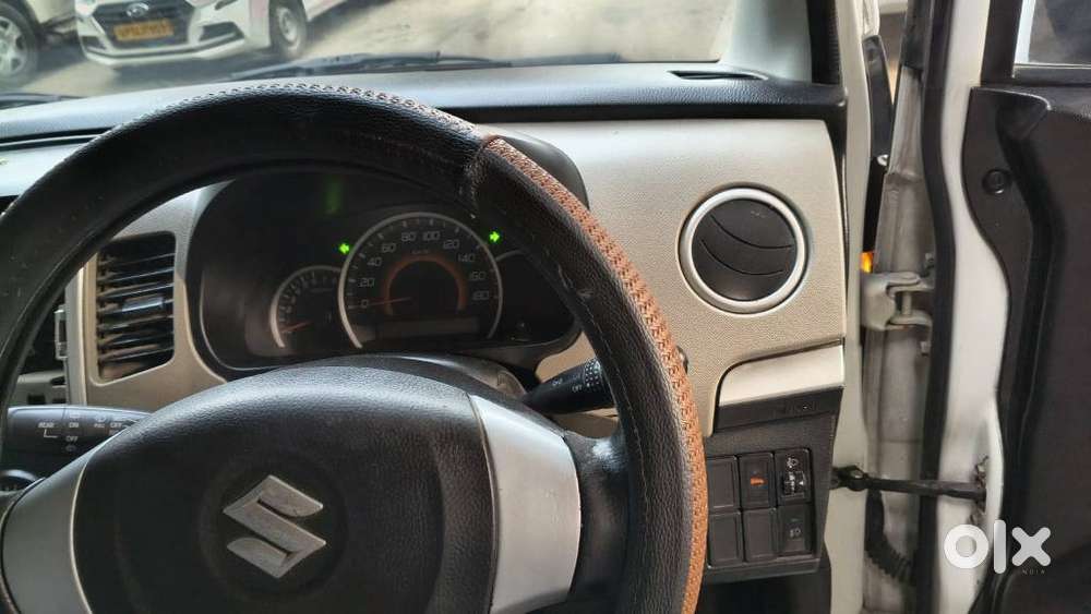 Maruti Suzuki Wagon R Lxi Optional, 2017, Petrol