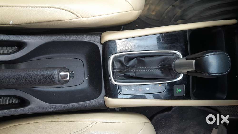 Honda City 1.5 Zx Cvt I-vtec, 2022, Petrol