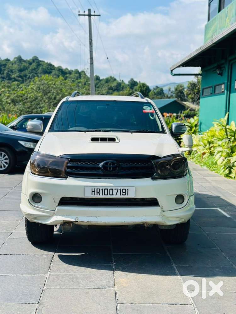 Toyota Fortuner 4x4 2010 Diesel Good Condition
