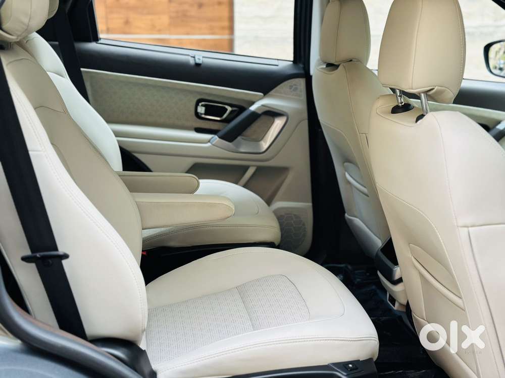 Tata Safari Accomplished X Plus 6 Str Dark Edition At, 2025, Diesel