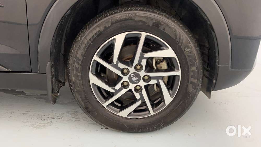 Mahindra Xuv300 W8 Option, 2022, Petrol