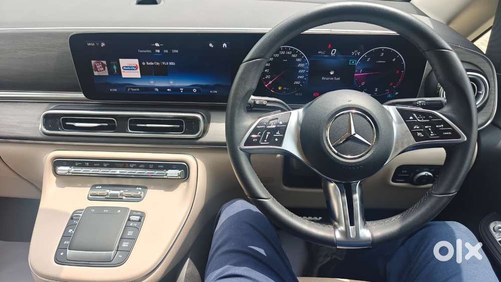 Mercedes-benz V-class 2.1 220 Expression Diesel At, 2025, Diesel