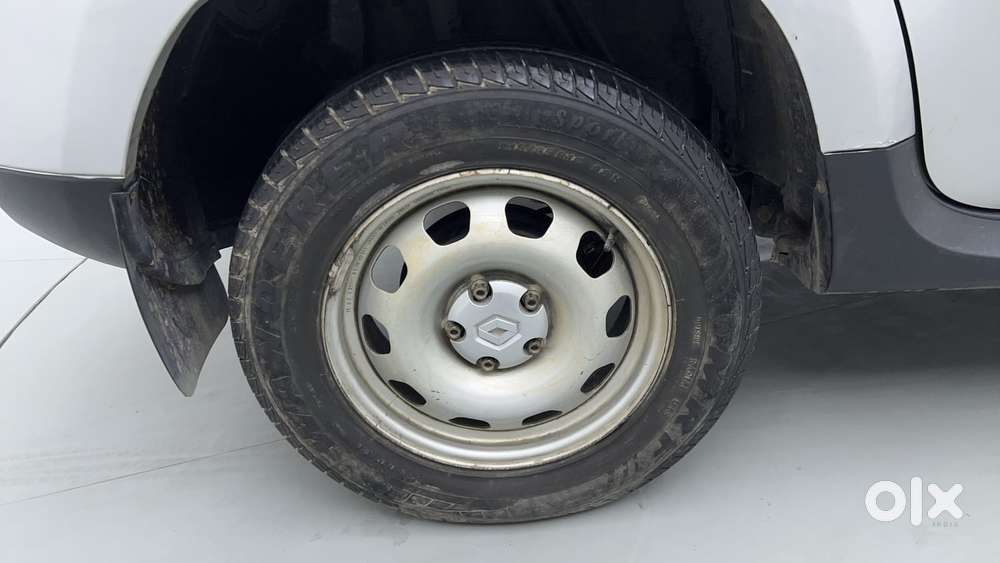 Renault Duster 1.5 Petrol Rxe, 2015, Petrol