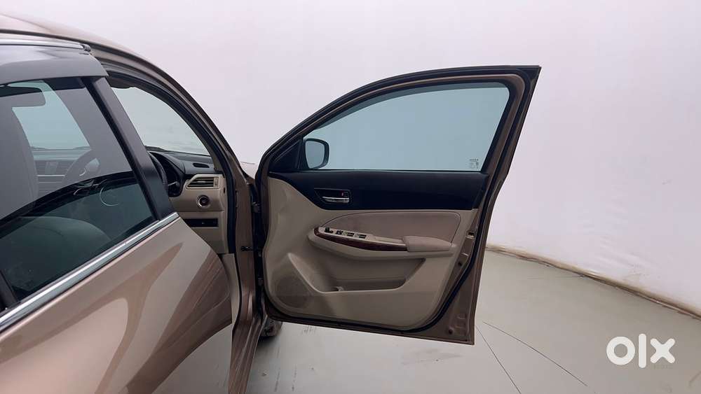 Maruti Suzuki Dzire 1.2 Zxi, 2018, Petrol