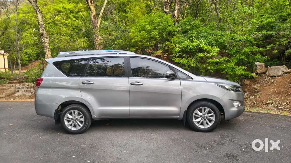 Toyota Innova Crysta 2018 Diesel 160000 Km Driven