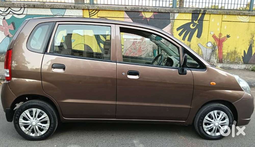 Maruti Suzuki Zen Estilo Lxi Bs Iv, 2013, Petrol