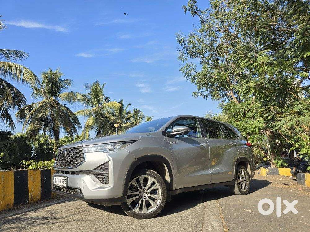 Toyota Innova Hycross 2.0 Zx (o) Hybrid 7 Str, 2024, Petrol