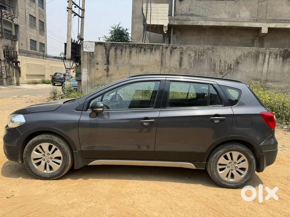 Maruti Suzuki S Cross 2015 Diesel Well Maintained