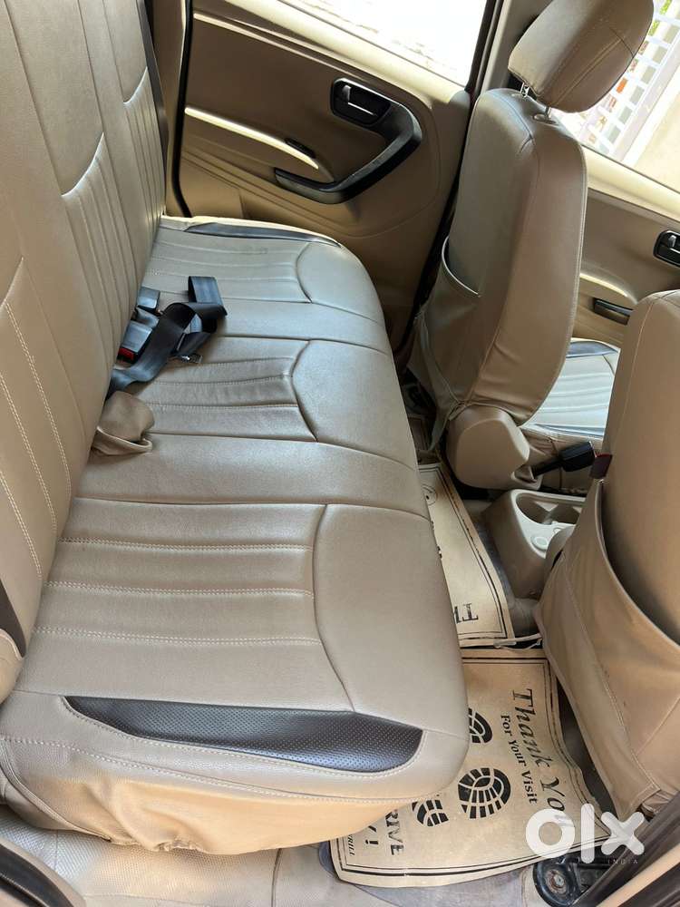 Mahindra Tuv 300 T4 Plus, 2018, Diesel