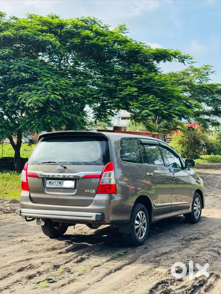 Toyota Innova 2015 Diesel Well Maintained