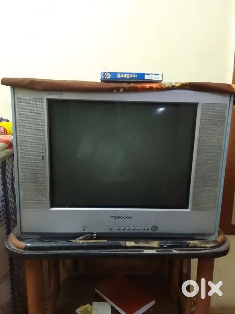 T.v video con 32 inch