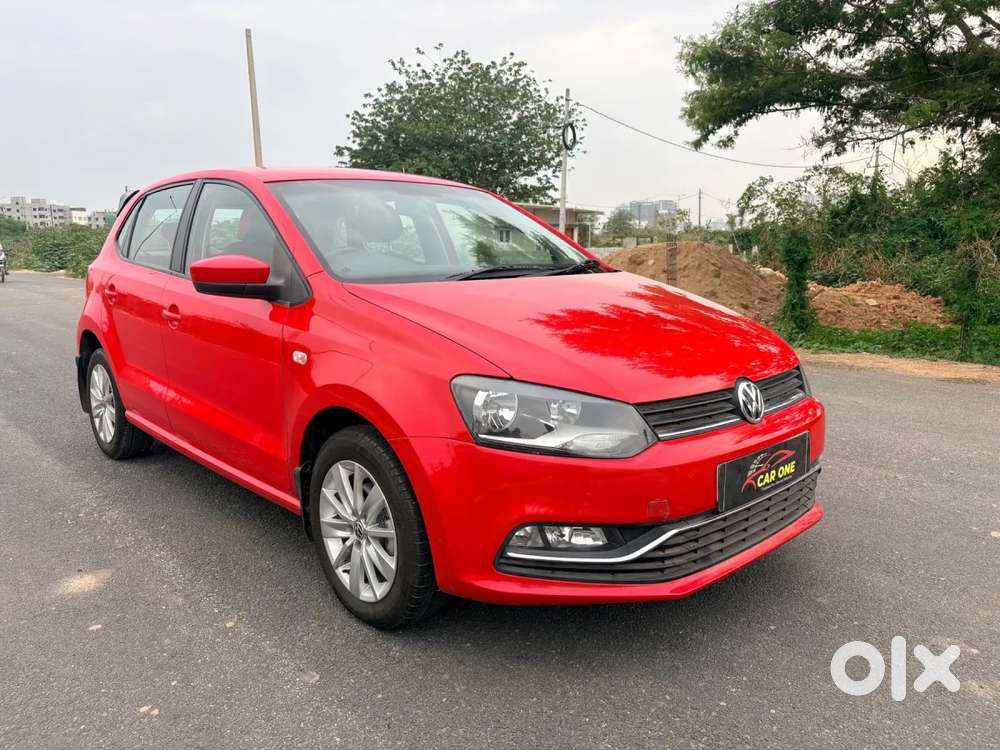 Volkswagen Polo Petrol Highline 1.2L, 2015, Petrol