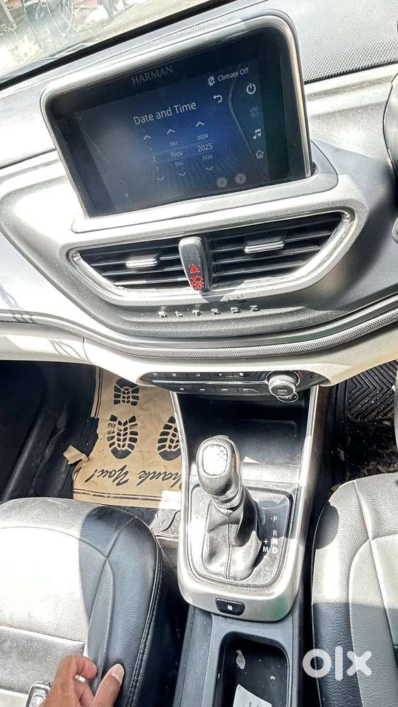 Tata Altroz 1.2 Xza Petrol Dct, 2022, Petrol