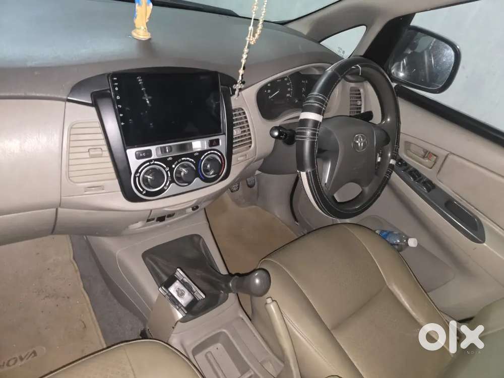 Toyota Innova Gx 7 Seater 2012