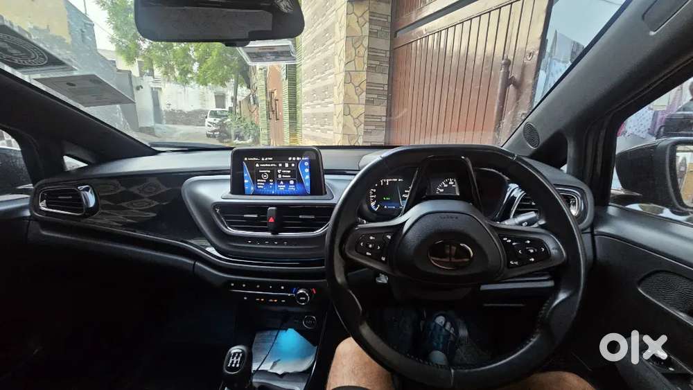 Tata Altroz Diesel Manual 2024 Edition